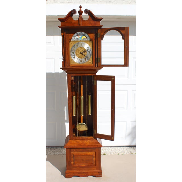 A beautiful example of traditional American craftsmanship, this vintage 1970s Emperor Clock Company “Cambridge” Model 300...
