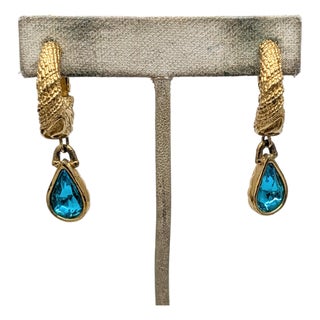 Vintage 1990s Signed Trifari Goldtone Ram's Head Faux-Aquamarine Drop Clip Earrings-2 Pieces For Sale