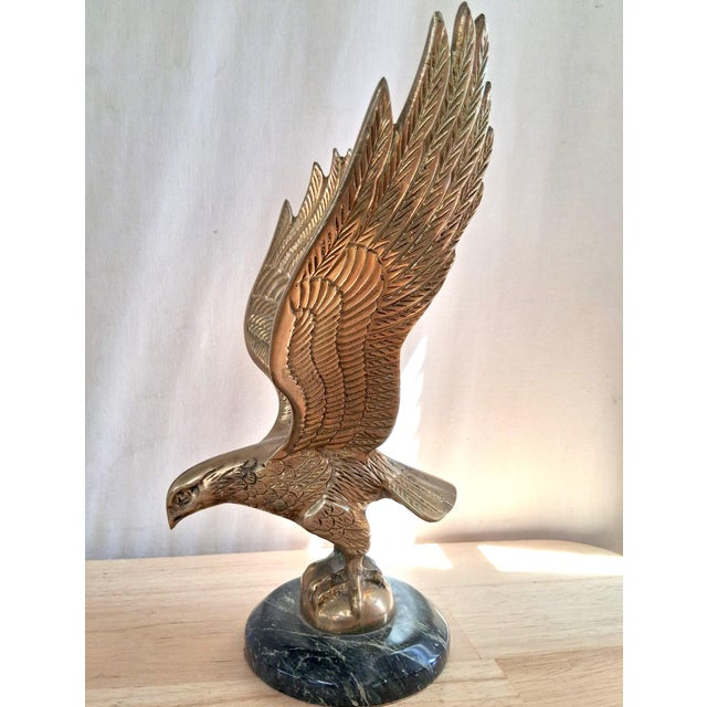 Metal Vintage Cast Brass Eagle With Spanned Wings in Flight – Round Marble Base For Sale - Image 7 of 16