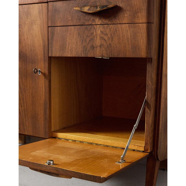 1960s Restored Walnut Commode from Tatra Nabytok, 1950s For Sale - Image 5 of 8