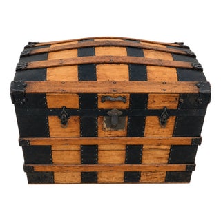 Late 19th Century Antique Victorian Dome Top Steamer Trunk For Sale