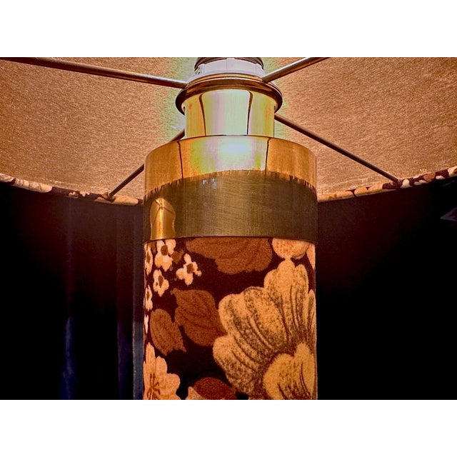 Large Brutalist Table Lamps in Velvet and Brass with Opulent Floral Decor, 1970s, Set of 2 For Sale - Image 6 of 18