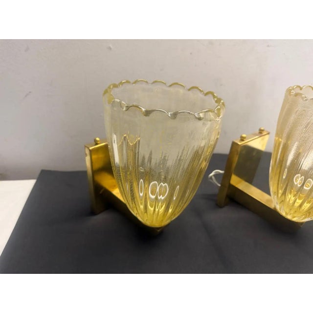 Two 1990s Barovier Style Mid-Century Modern Murano Glass and Brass Wall Sconces For Sale - Image 15 of 16