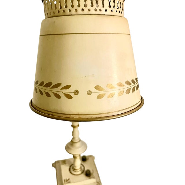 Vintage Cream Tole Double-Arm Table Lamp With Pierced Shades – Hollywood Regency Style For Sale - Image 17 of 18