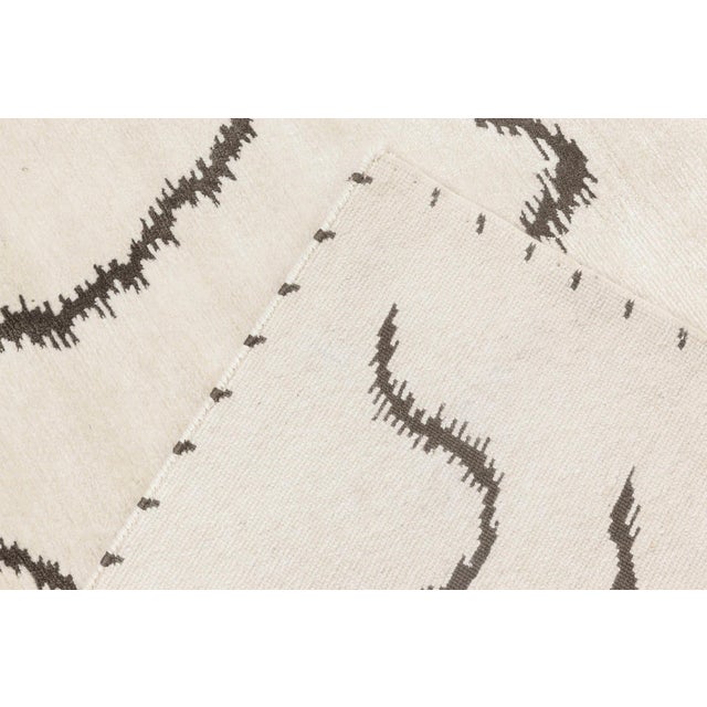 Textile Contemporary Ribbon Design White Handmade Wool Rug by Doris Leslie Blau For Sale - Image 7 of 7