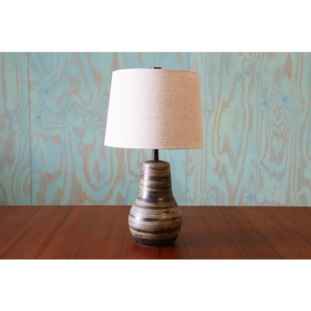 Wood 1960s Gordon and Jane Martz M120 Lamp for Marshall Studios Green Earth Tones For Sale - Image 7 of 12