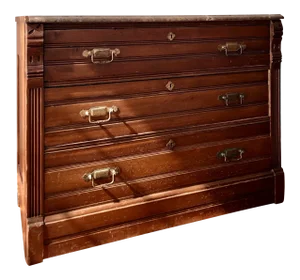 1870 English Eastlake Chest of Drawers in Walnut With Marble Top