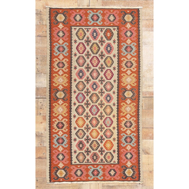 Vintage Turkish Kilim Rug - 02'09 X 04'11 For Sale - Image 9 of 9