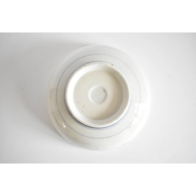 Antique Chinese Export Porcelain Matching Bowls - a Pair For Sale - Image 11 of 13