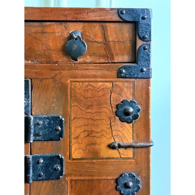 Antique Korean Two-Level Wood Chest Jeon-Ju Jang For Sale - Image 4 of 18
