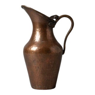 Early 19th Century French Hand-Hammered Copper Pitcher With Lid For Sale