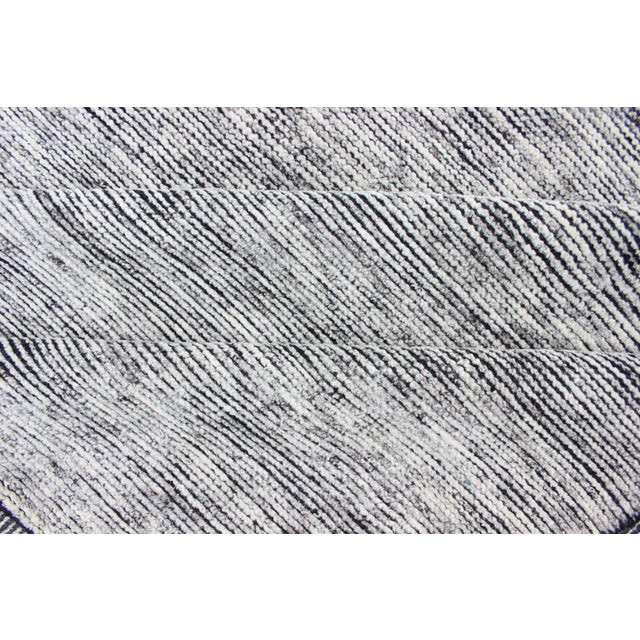 Square Modern Rug in Solid White Color With Distressed Pile and Charcoal Weft For Sale - Image 11 of 13