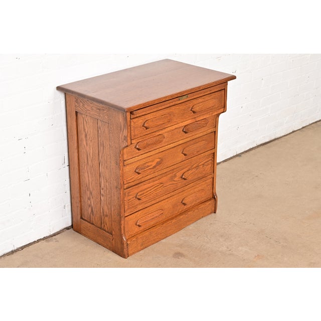 Globe Wernicke Antique Arts & Crafts Carved Oak Five-Drawer Flat File or Chest of Drawers, Circa 1900 For Sale - Image 4 of 14