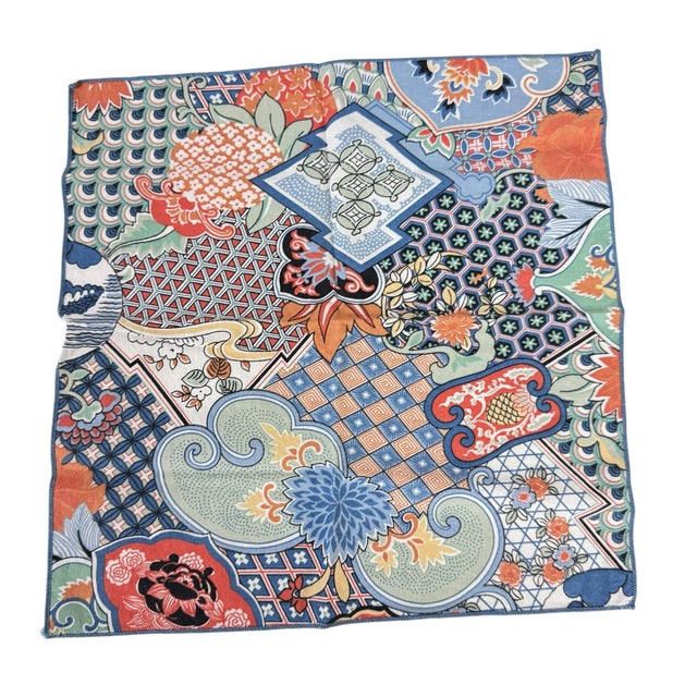 1970s 1970s Colorful Japanese Imari Style Cotton Napkins- Set of 6 For Sale - Image 5 of 6