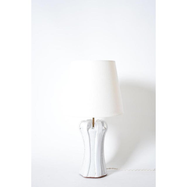 "Kasaï" Henry white ceramic lamp 25cm, Barracuda Edition. Height: 25 cm - 9.84 in Diameter: 14 cm - 5.51 in Height with...