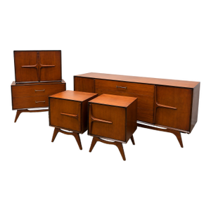 Mid Century Modern Bedroom Set. Gentleman's Chest, Lowboy Dresser & Nightstands. Vintage Mid-Century Modern.