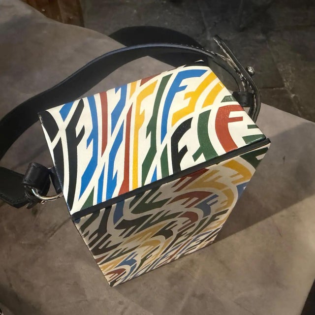 21st Century Vertical White Vertigo Box Shoulder Bag by Fendi for Sarah Coleman For Sale - Image 13 of 14