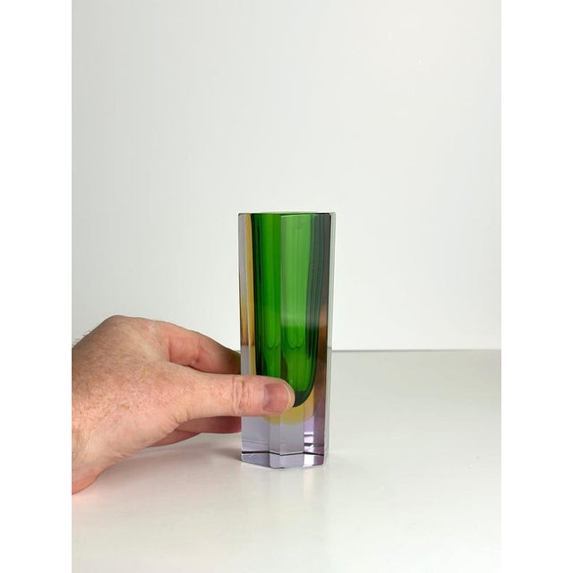 Murano Glass Sommerso Hexagonal Vase in Green, Yellow and Lilac, 1960s For Sale - Image 6 of 10