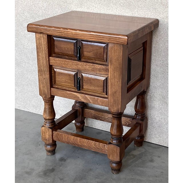 1900 - 1909 20th Century Pair of Spanish Nightstands With Two Drawers and Iron Hardware For Sale - Image 5 of 8