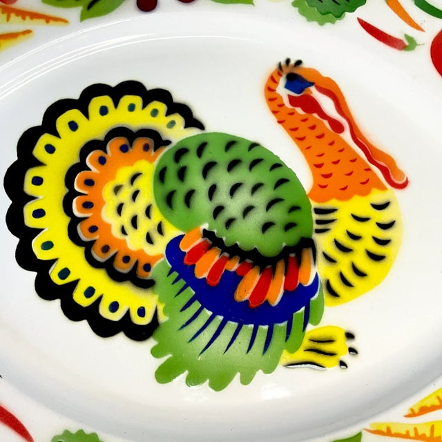 1980s Vintage Americana Boho Chic Thanksgiving Colorful Enamel Tole Turkey Platter. For Sale - Image 6 of 10