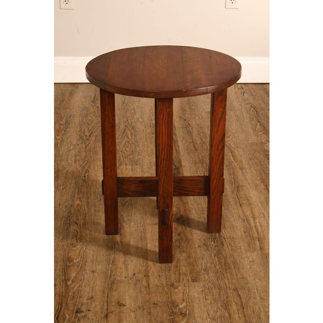 Arts And Crafts Style Round Oak Lamp Table For Sale - Image 11 of 18