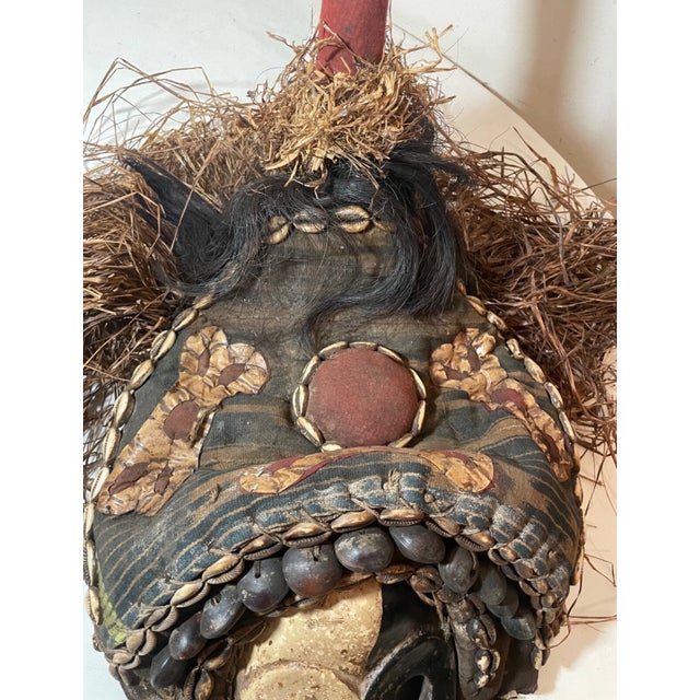 Share Vintage Handmade West African Cote d'Ivoire Dan Worn Ceremonial Wood Mask Mixed For Sale In New York - Image 6 of 11