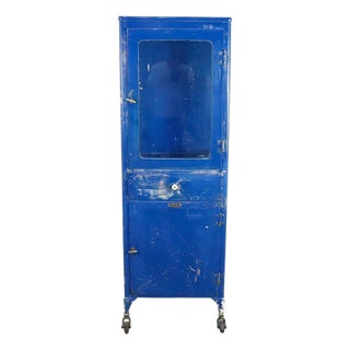 Vintage Steel & Glass Medical, Dr's Cabinet. Circa 1940 For Sale