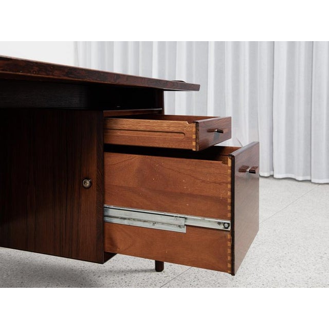 Mid-Century Danish Desk in Rosewood attributed to Arne Vodder for Sibast, 1960s For Sale - Image 10 of 13