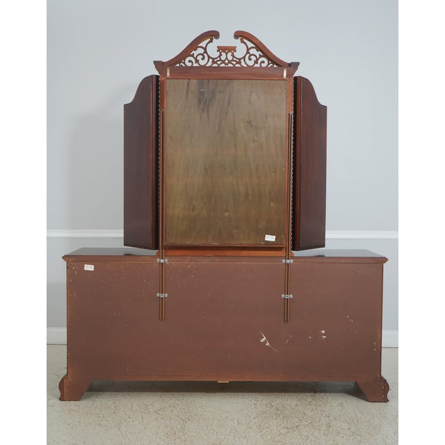 Thomasville Chippendale Style Mahogany Dresser W. Mirror For Sale - Image 17 of 18