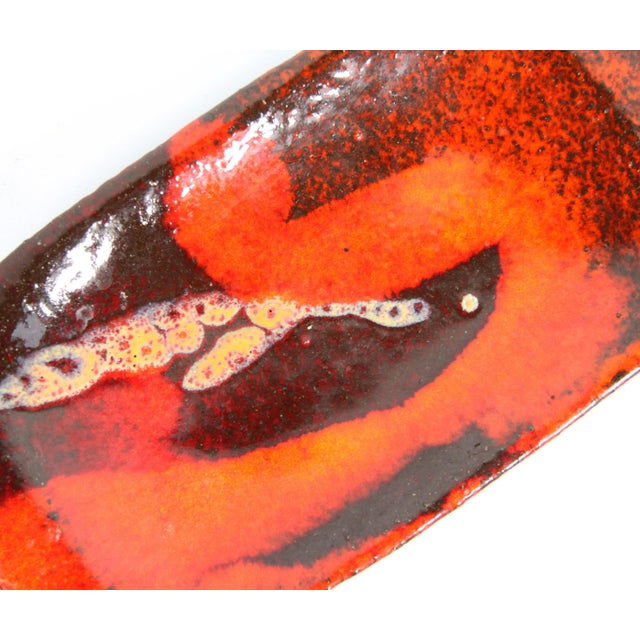 Mid Century Red Lava Glaze Ceramic Pottery Dish / Tray For Sale In Providence - Image 6 of 9