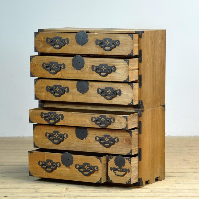 Japanese Tansu Chest of Drawers, 1870 For Sale - Image 4 of 16