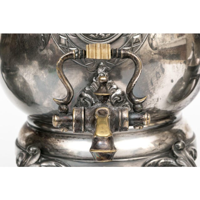 Late 19th Century Antique Meriden Britannia Victorian Silverplate Samovar Garniture Set, 3 Pieces For Sale - Image 5 of 12