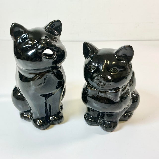 1950s Vintage Americana Boho Chic Majolica Black Cat Cream and Sugar - Set of 2, Halloween. For Sale - Image 4 of 13