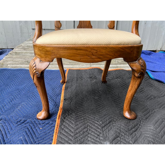 Vintage English Queen Anne Dining Chairs in Solid Walnut For Sale In New York - Image 6 of 8