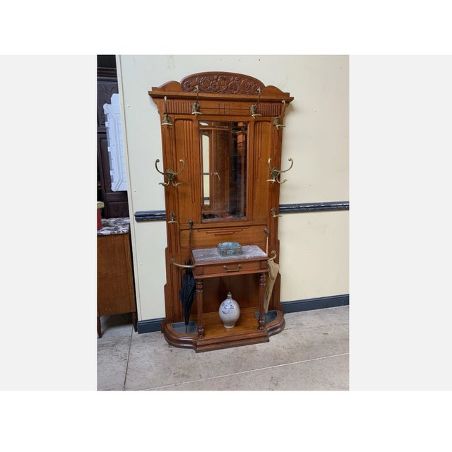 Age: circa 1910 Wood type: solid oak Condition: very good, meticulously maintained, fully restored original condition...