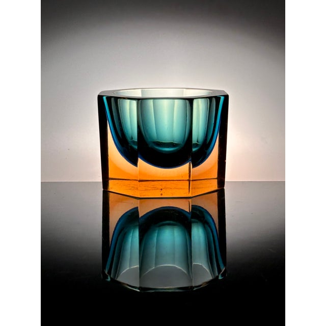 Blue Faceted Murano Glass Art Bowl by Flavio Poli for Seguso Verti d'Arte, 1960s For Sale - Image 8 of 18