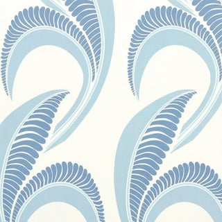 Sample - Schumacher x Neisha Crosland Banana Leaf Wallpaper in China Blue For Sale