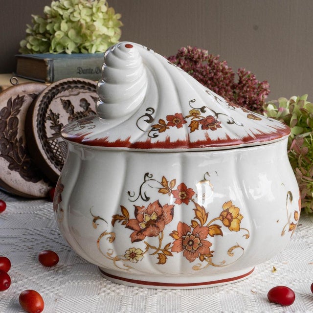 This exquisite vintage French bonbonnière by the Couleuvre Porcelain Company is a delightful find from the 1940s,...