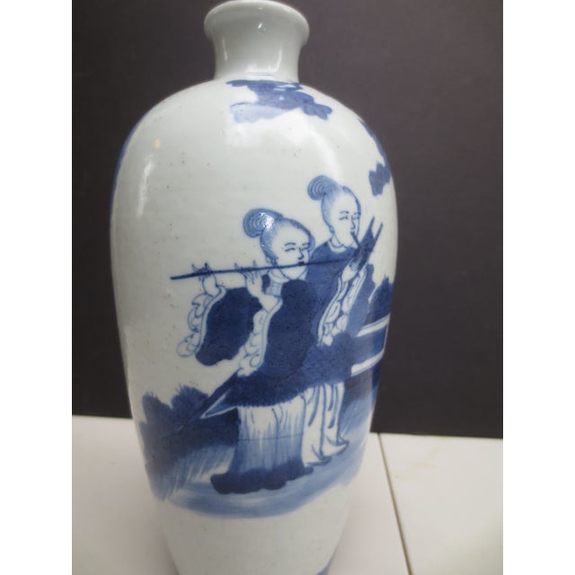 Blue 19th Century Chinese Blue and White Vase For Sale - Image 8 of 8