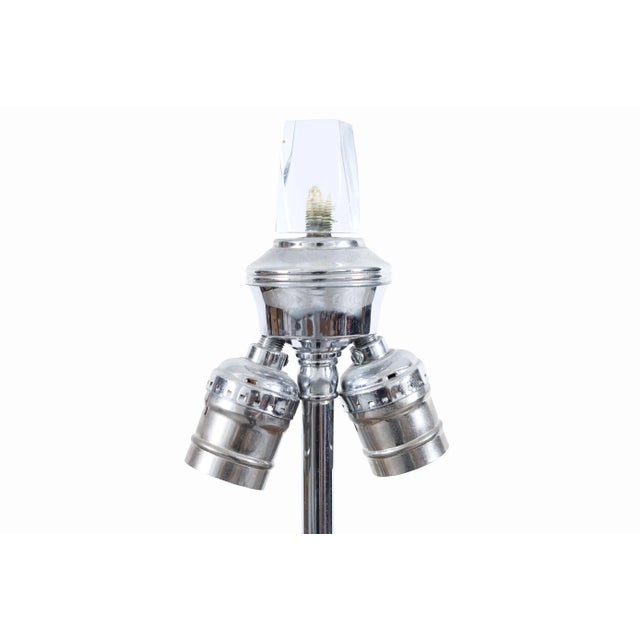 Transparent Mid-Century Modern Lucite and Chrome Table Lamp, 1970s For Sale - Image 8 of 8