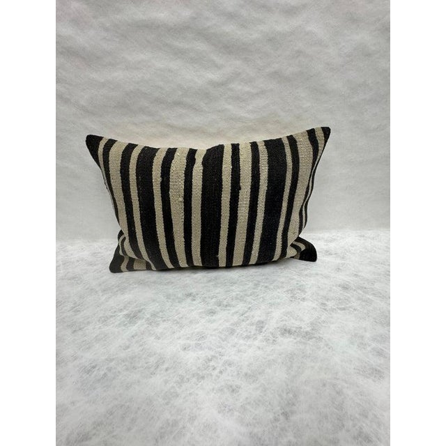 Turkish Hemp Pillow Cushion Natural Beige Black Pillow Cushion Cover 16" x 24" #30060 Enhance your home decor with our...