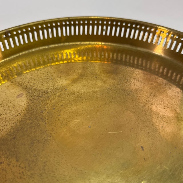 1940s Art Deco Style Brass Round Tray For Sale - Image 4 of 6