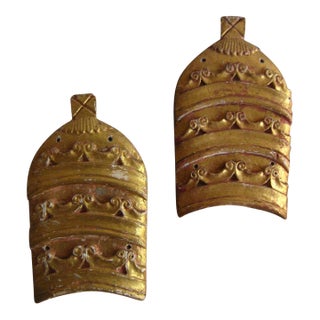 Paire of Italian Gilde Carve Wood Pope Tiara 1700 Hundreds For Sale