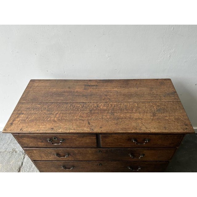 Antique Georgian Oak Chest of Drawers with Swan Neck Handles, 1760s For Sale - Image 5 of 10