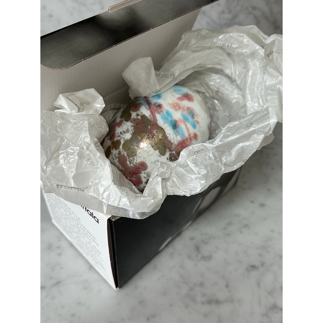 Iittala Hand Blown, Oiva Toikka Cucunor Egg - 2008 Annual Egg 459/750 in Original Box For Sale In Boston - Image 6 of 11