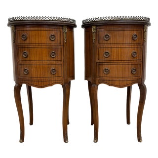 Vintage Helmer’s MFG French Louis XVI or XV Inlaid Parquetry Ormolu Nightstands For Sale