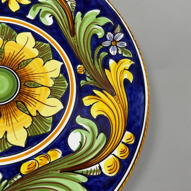 Blue Painted Ceramic Majolica Wall Plate from Giro Dolce Caltagirone, 1960s For Sale - Image 8 of 11