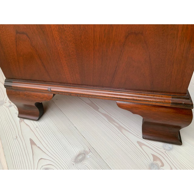 Vintage Baker Furniture Mahogany Chippendale Nightstands or Side Tables a Pair For Sale - Image 10 of 18