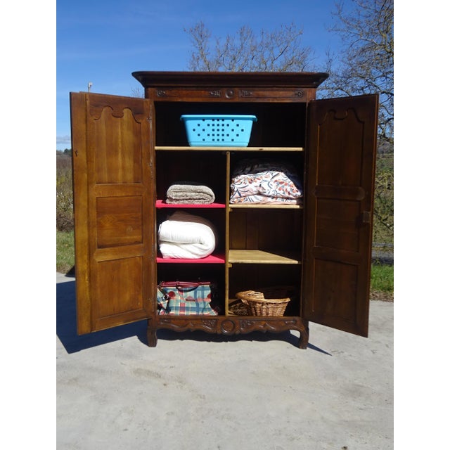 Renaissance-Style Wardrobe in Oak, 1950s For Sale - Image 17 of 18