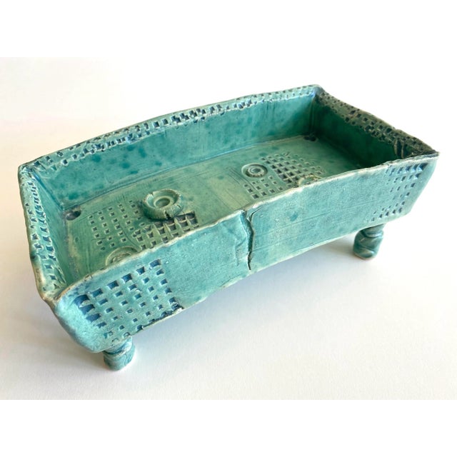Vintage 1980's Organic Modernist Studio Art Pottery Abstract Footed Rectangle Decorative Bowl For Sale In Kansas City - Image 6 of 13